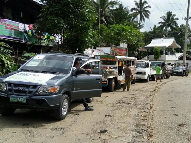 Stalled Kalinaw relief convoy Marawi