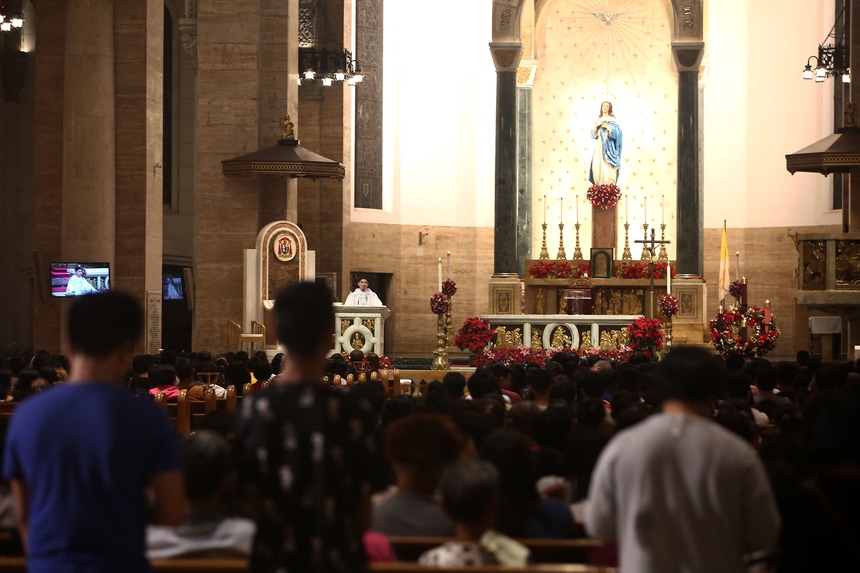 philippine-christmas-simbang-gabi-manila-cathedral