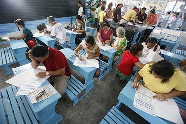 Filipino voters