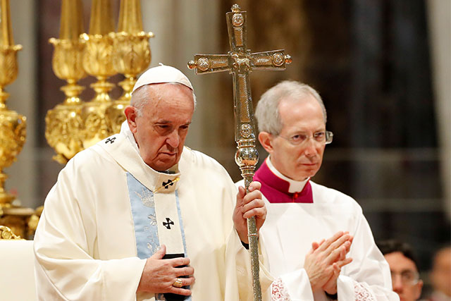Pope Francis presides a mass
