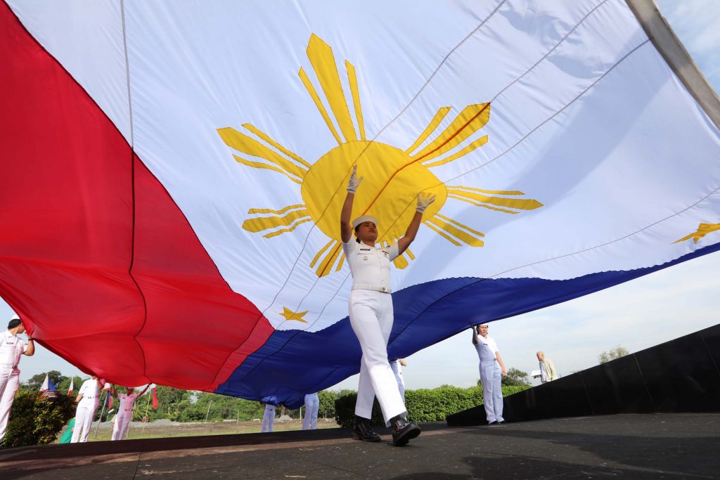 FLAG DAY PROFILE | At 86, witness to history shows unflagging love for ...