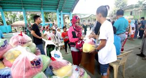 Marawi bakwits receive aid