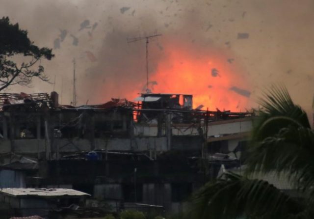 air strike blast Marawi