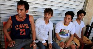 Civilians desperate escape Marawi City