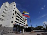 Venezuela police chopper attacks Supreme Court