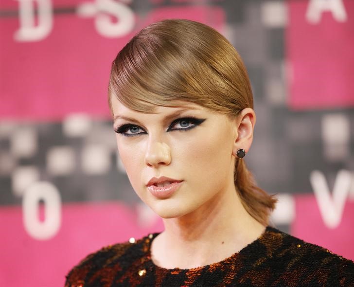 Taylor Swift announces 'Reputation' album a week after court victory
