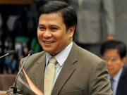 WATCH | Will Jinggoy soon walk free? Family visits ex-senator, son says he’s excited