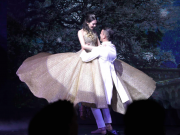 SM Megamall warms up for Christmas with ‘Frozen,’ ‘Enchanting Princess’ themes