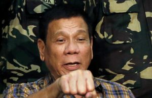 duterte fist bump with troops