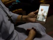 Pope faces diplomatic dilemma in Myanmar visit
