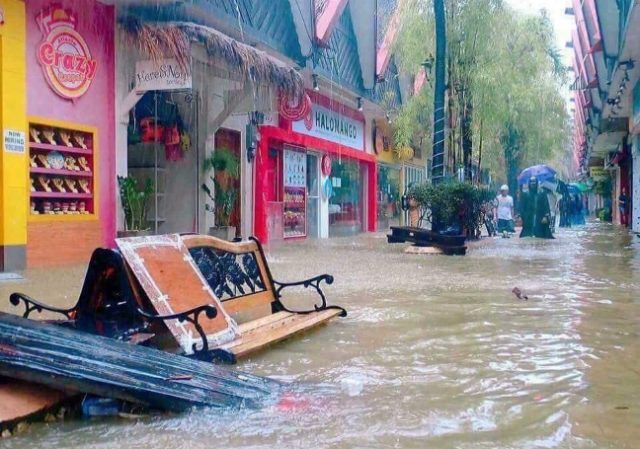 Urduja_Boracay_establishments_flooding_NEWS5