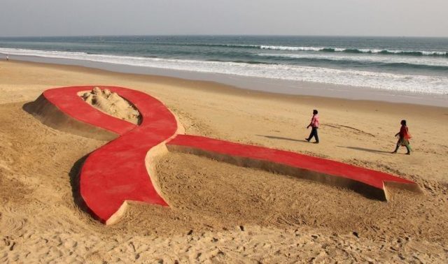 aids-ribbon-sand-sculpture_reuters
