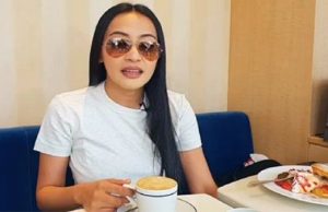 Mocha Uson drinking coffee
