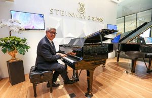 Ryan Cayabyab playing the piano