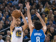 Curry guides Warriors past Thunder in opener