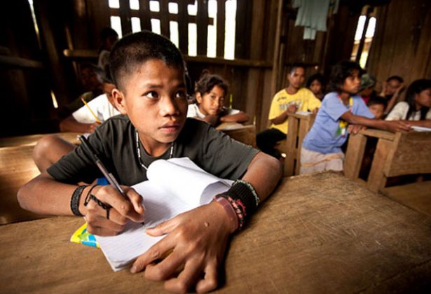 duterte-threatened-to-bomb-lumad-schools-in-the-past-now-offers-to