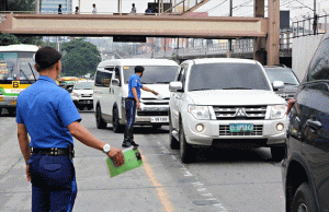 MMDA manning traffic