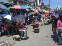 Street vendors in Manila