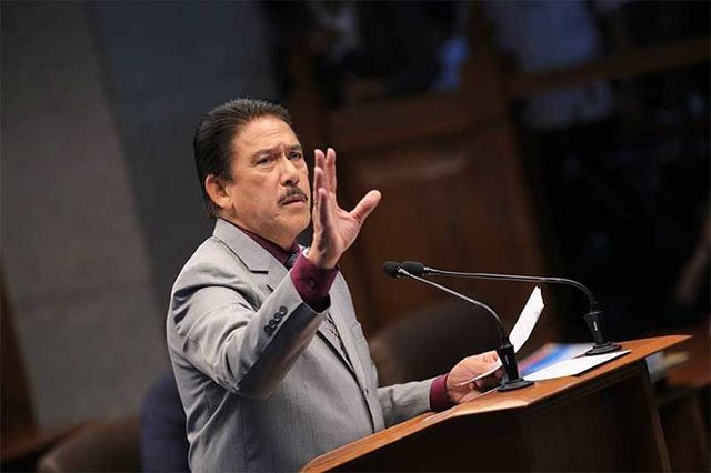Tito Sotto gesturing in the Senate