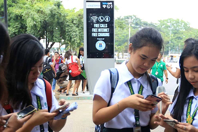 Wi-Fi kiosk in Manila