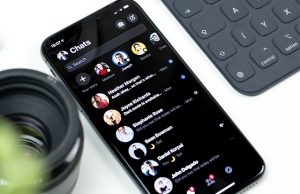 Facebook Chat dark mode