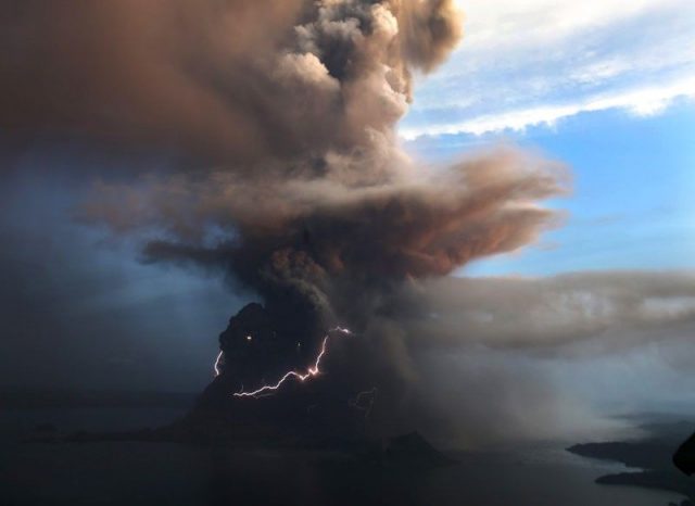 Volcanic eruption Taal volcano