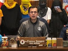 Isko Moreno with products