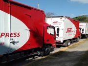 Local courier says ‘package-throwing’ viral video an isolated case of ‘mishandling parcel’