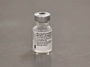 Vaccinated US nurse contracts COVID-19, expert says Pfizer shot needed more time to work – ABC