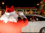 ‘No presents’: Mexicans urged to embrace abstemious Christmas to stop pandemic