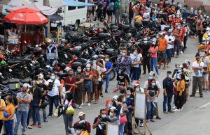 Quiapo Church crowd