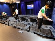 Reporters ask Palace official, technicians not to cut them off at briefings