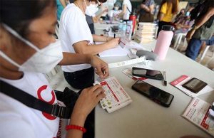 COVID-19 vaccination in Quezon City