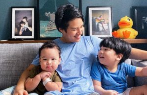 Jim Bacarro with kids