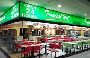 Tropical Hut Riverbanks