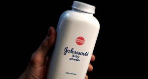 Johnsons baby powder