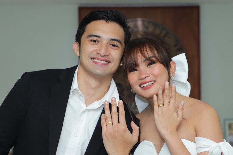 How This Filipino Couple Pulled Off A Wedding With P5k Budget Flipboard
