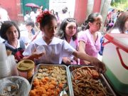 ‘Bawal yan’: Chel Diokno says using candies as change ‘illegal’