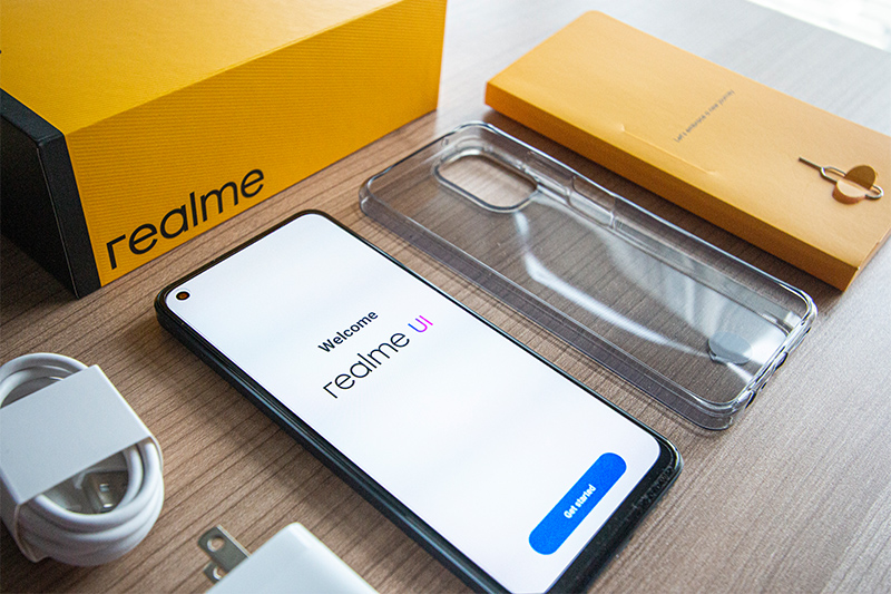 Realme 10 – Simplistic offering for everyday use