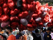 Single gov’t workers of Quezon town to get triple pay on Valentine’s Day
