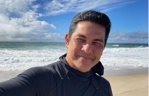 Gary Valenciano_beach