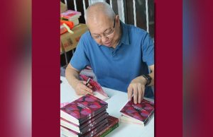 Ricky Lee_book signing
