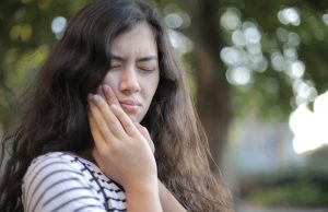 Girl with toothache