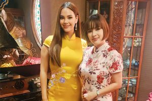 ‘Nagmukhang auntie’: Neri Miranda pokes fun at ‘twinning photo’ with Catriona Gray