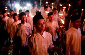 Eid al-Fitr_torch parade