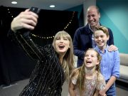 Taylor Swift poses with Prince William at ‘splendid’ London concert