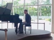 James Reid surprises fans with impromptu ‘Hurt Me Too’ performance in BGC mall