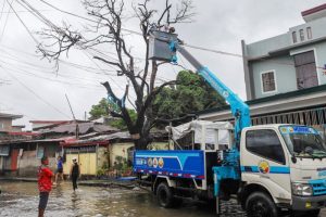 Philippines suspends work, stock market trading due to ‘Carina’