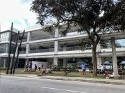‘Para kanino ba?’: Concerns raised over DiliMall’s student services tenants on higher floors DiliMall