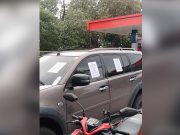 ‘Wag ka po dito’: SUV called out for taking slot meant for clients, delivery truck